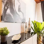 Grosses Mit Garten Fuer Familie & Gruppen Bis 13 Personen 度假居