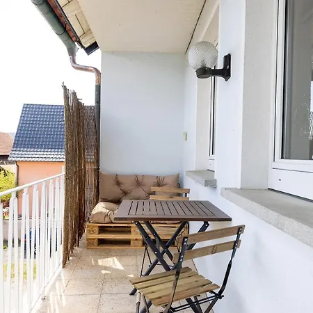 בית נופש Grosses Mit Garten Fuer Familie & Gruppen Bis 13 Personen *